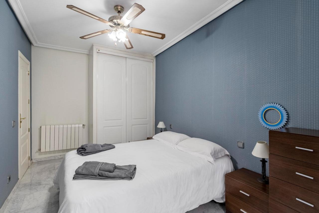 Plaza Sant' Ana, Casco Historico Apartment Madrid Exterior photo